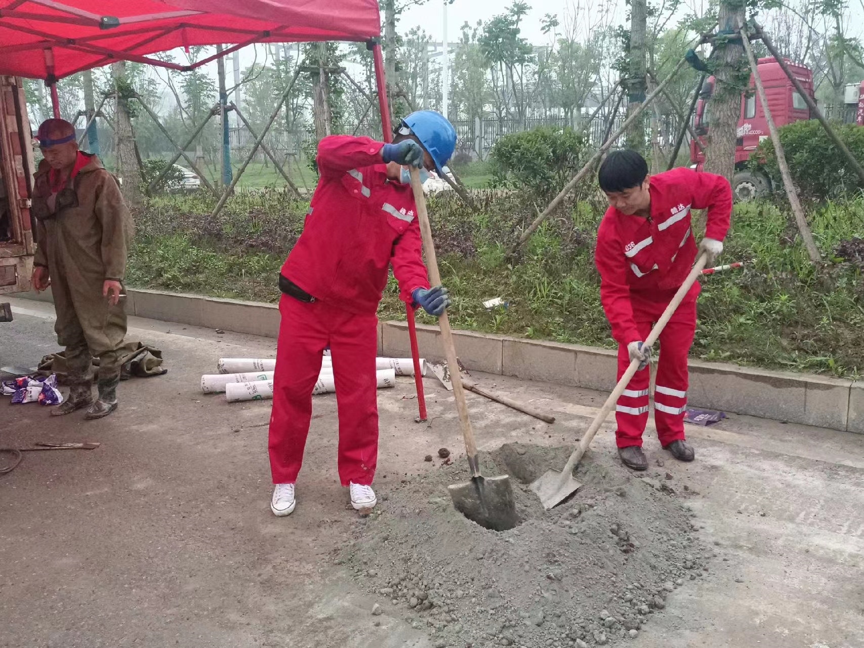 桐柏管道疏通哪家好】及时进行市政管道清淤